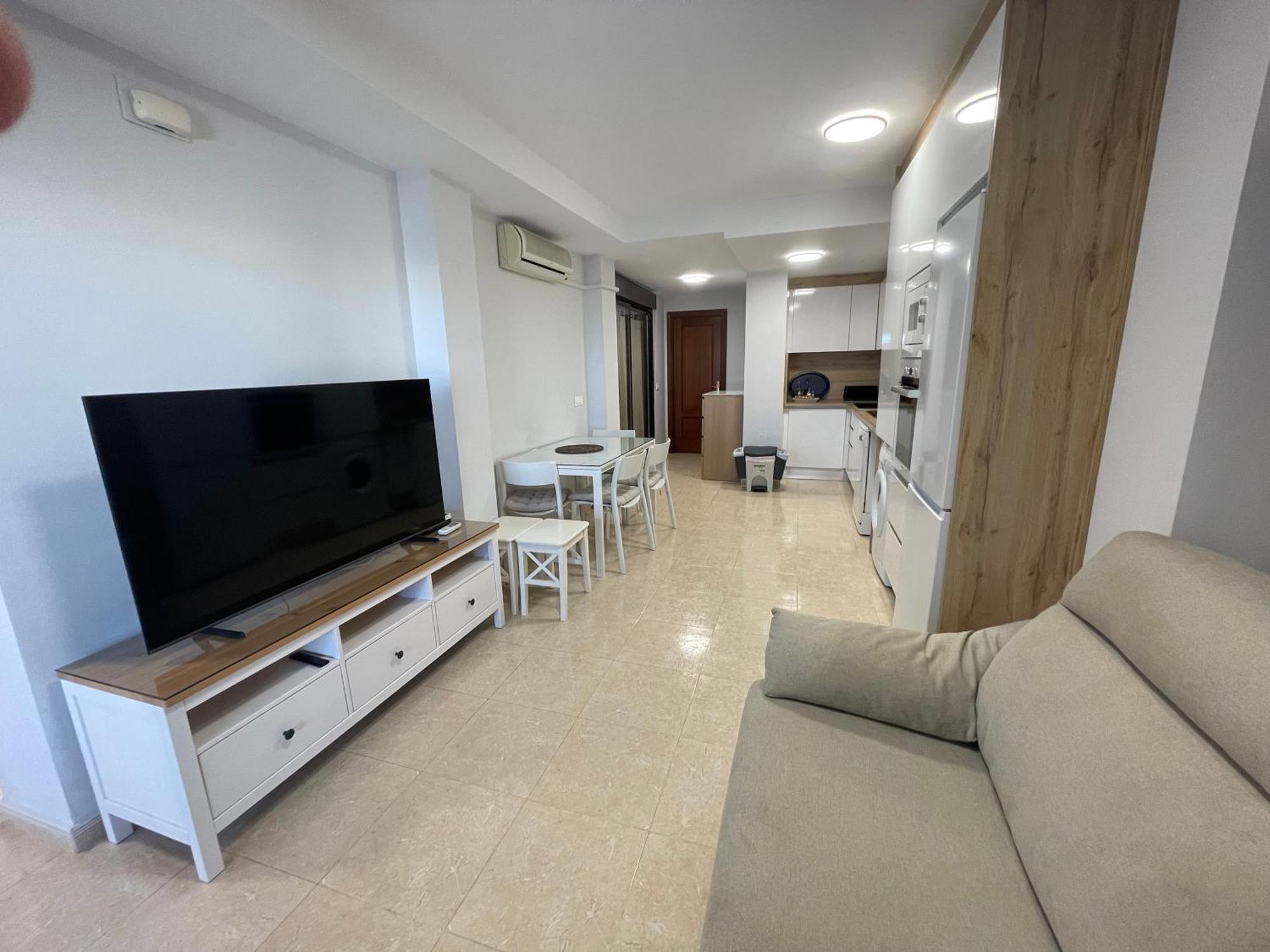 ático Con Terraza Y Vistas En Apartamento *