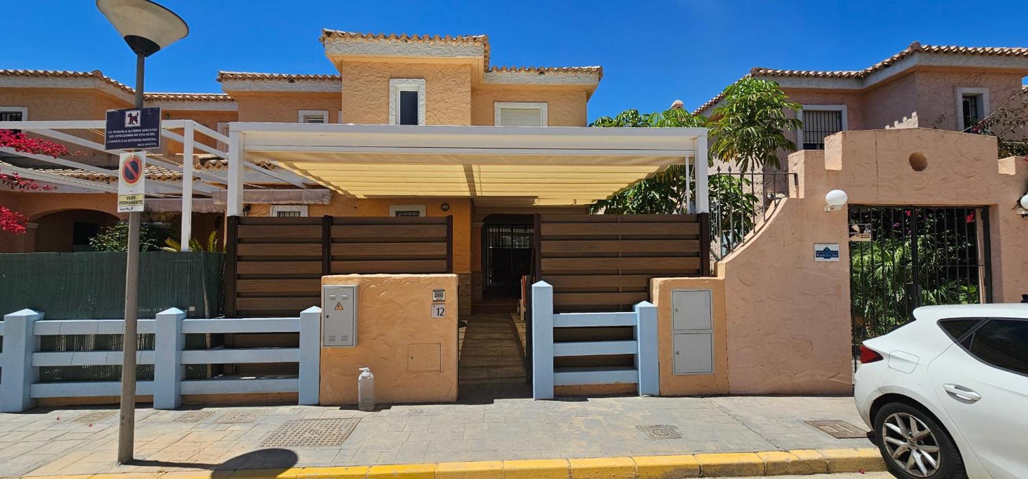 Homes Of Spain, Casa Duplex Playas Del Sur, 400m Del Mar , Wifi *