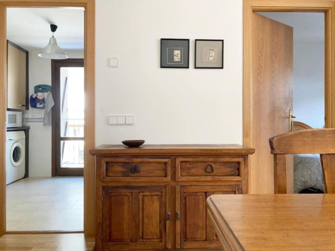 Tarmanones Apartment Escarrilla