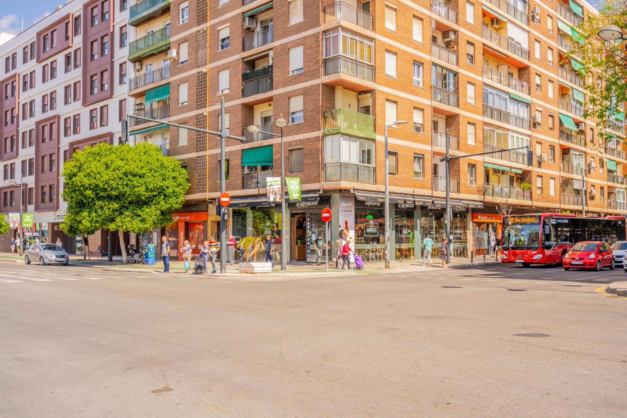 Familiar En Avenida Del Puerto
