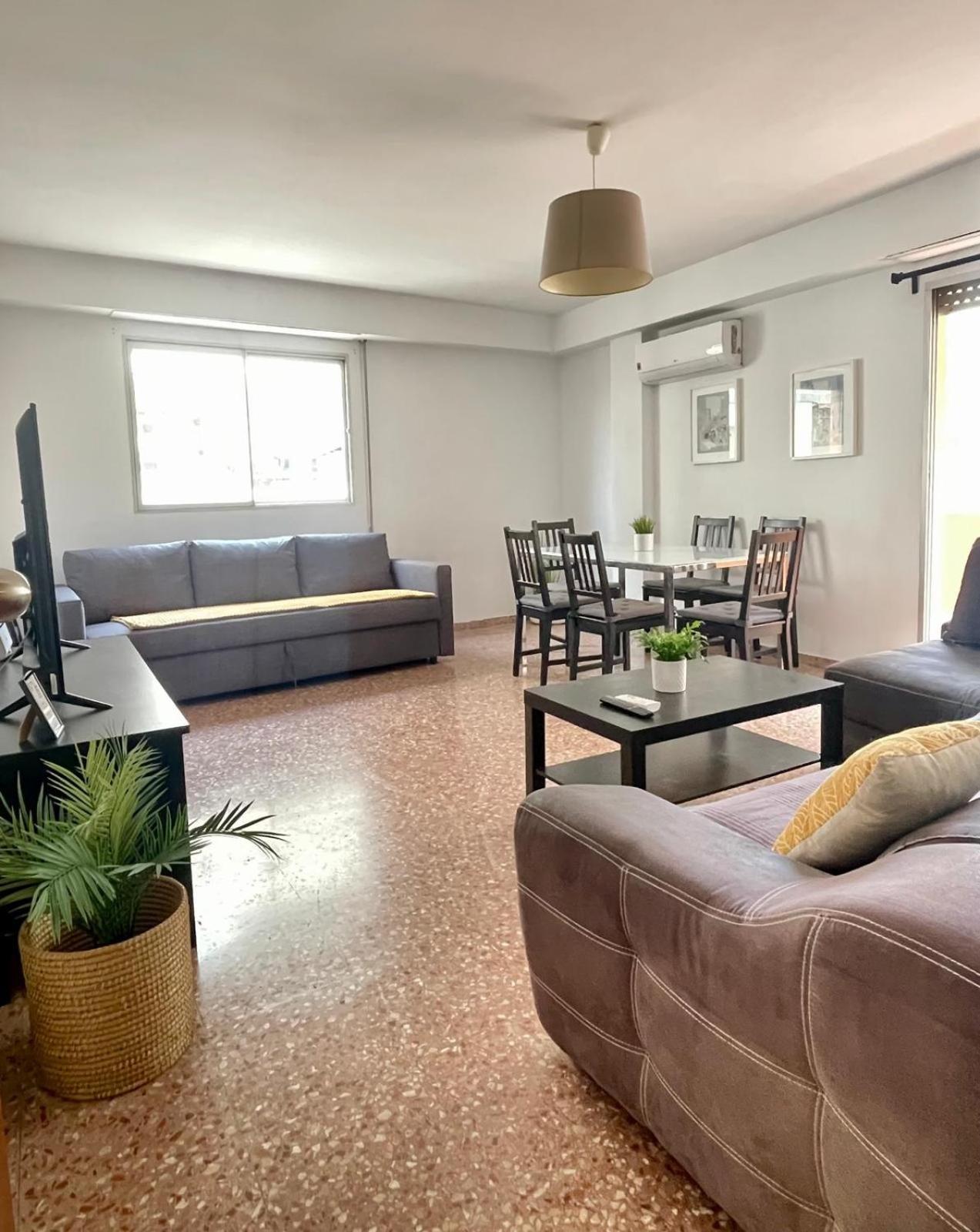 Mediterraneo Isabel Ii 23 Cost Wifi Sagunto