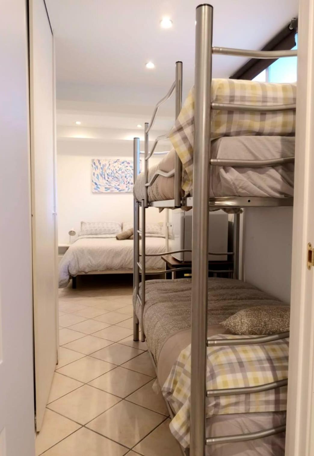 Suki House 1 Guest house *