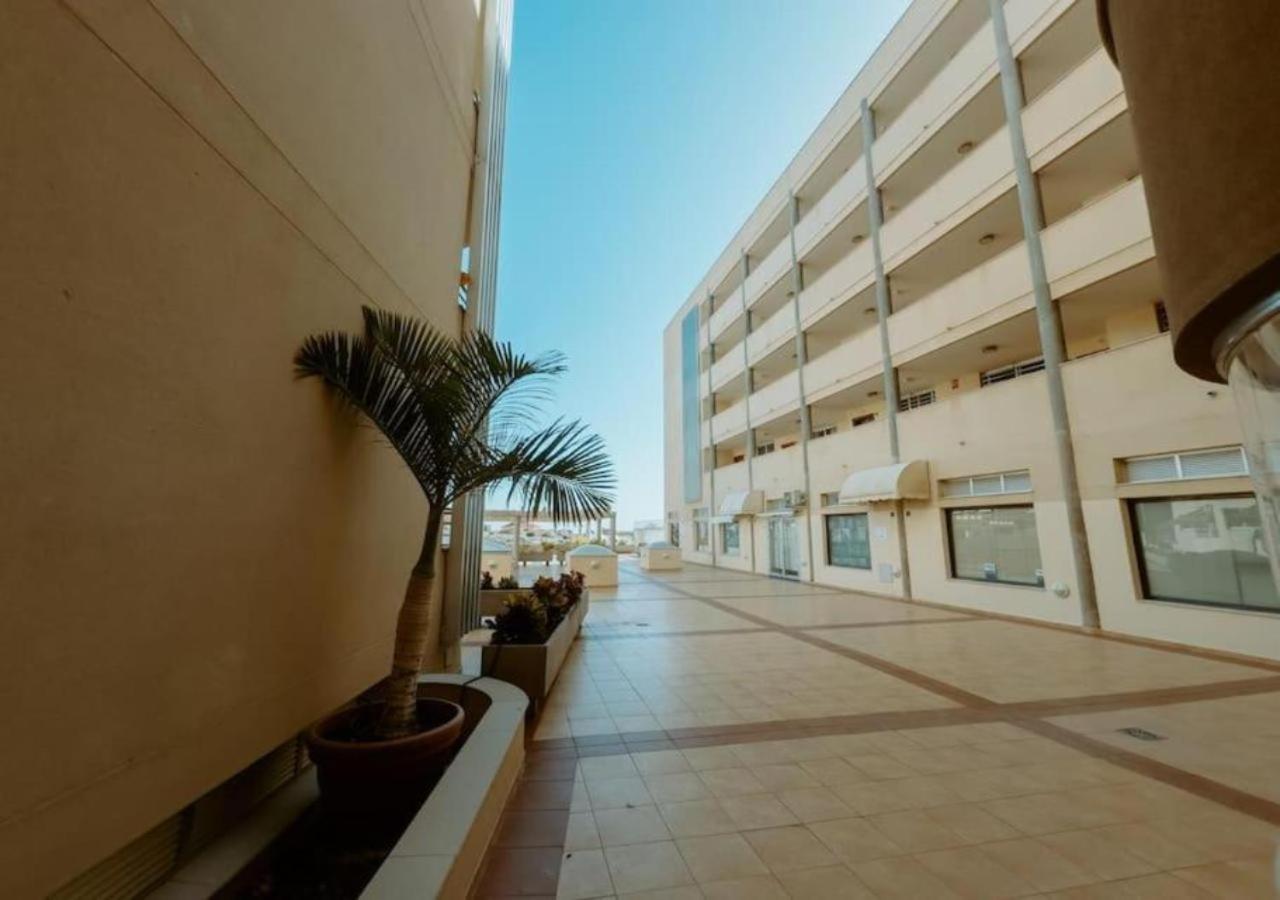 Apartment Seaview Splendor 2 Bedroom Modern Comfort *