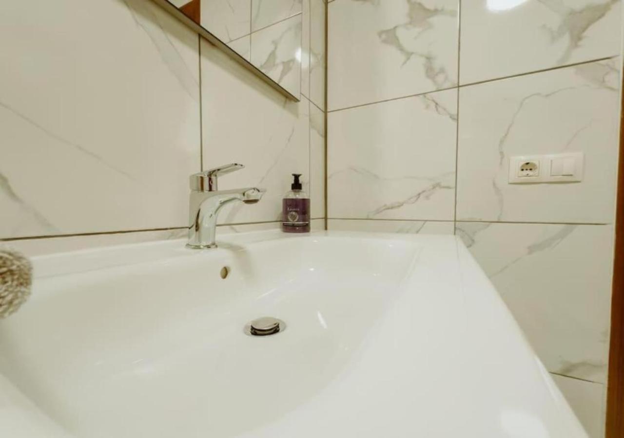 Seaview Splendor 2 Bedroom Modern Comfort * Costa Adeje (Tenerife)