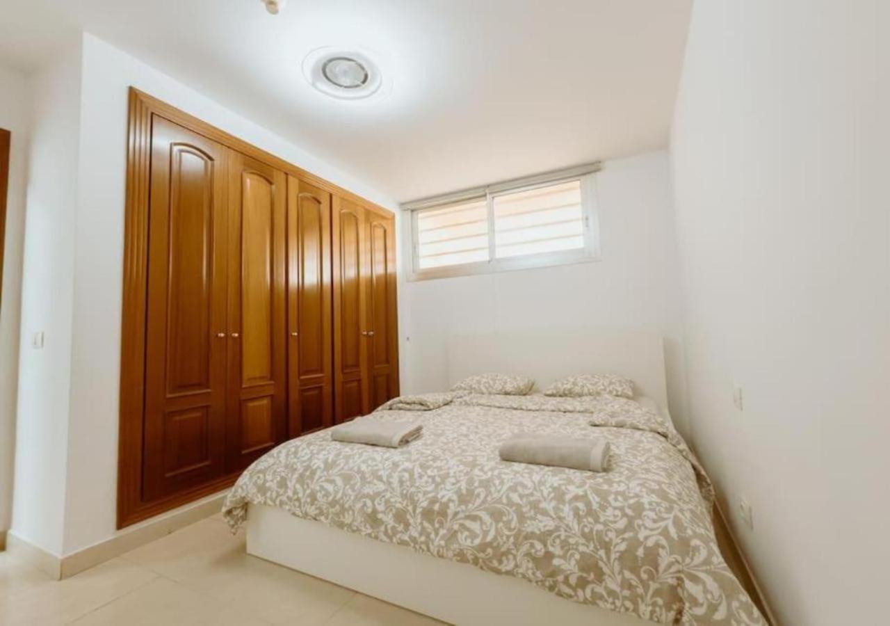 Seaview Splendor 2 Bedroom Modern Comfort Apartment Costa Adeje (Tenerife)