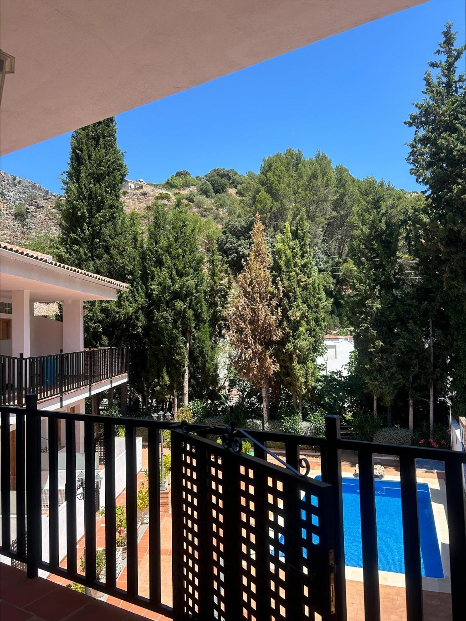 Ribera Del Guadiaro, 14 * Benaojan
