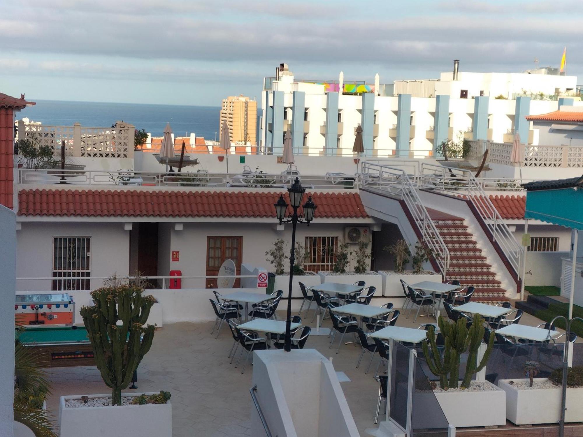 Cristianos Tipaki Apartment