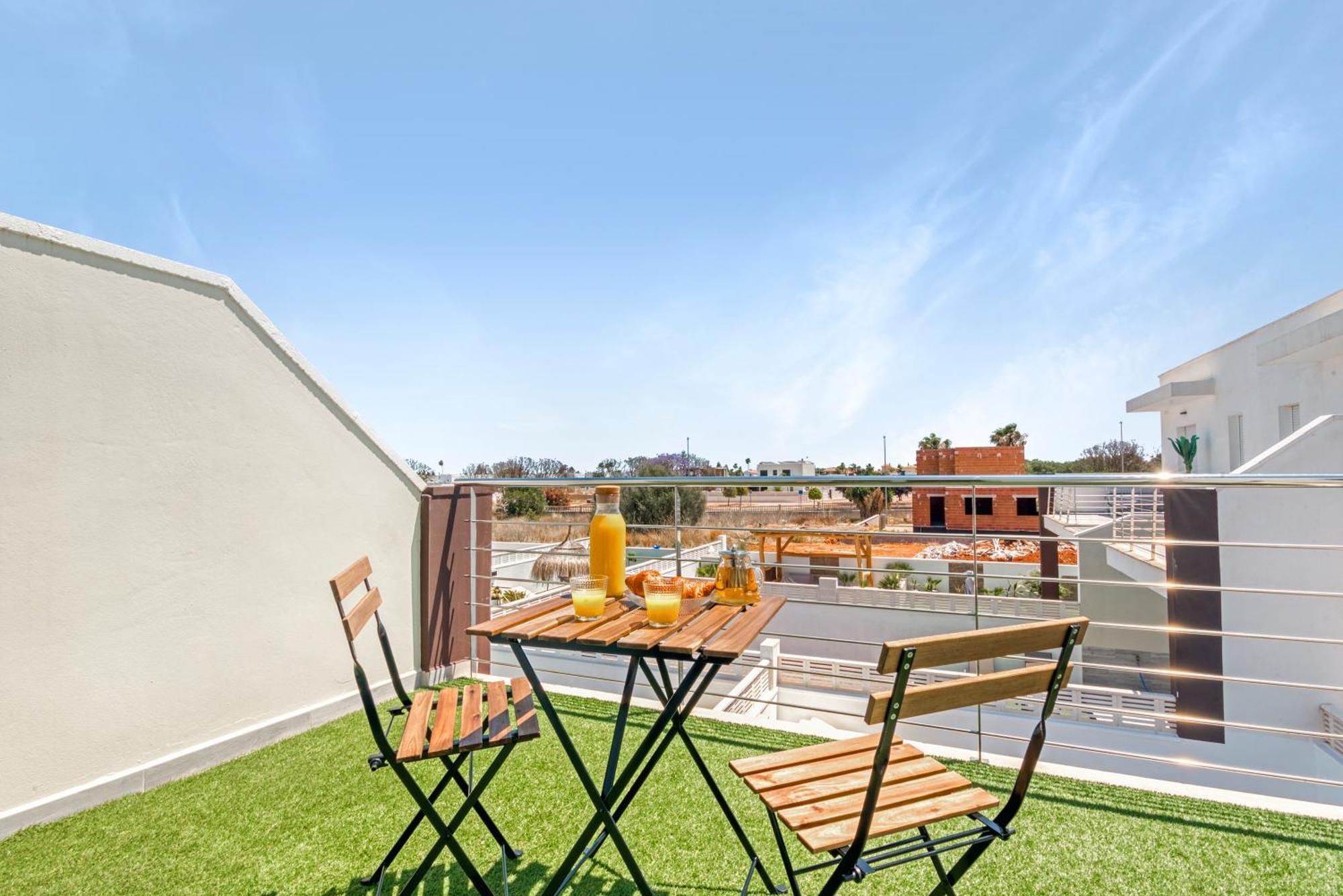 Сasa de vacaciones Horizon Blue I Private Pool Luxe I Free Parking I 3br Verger