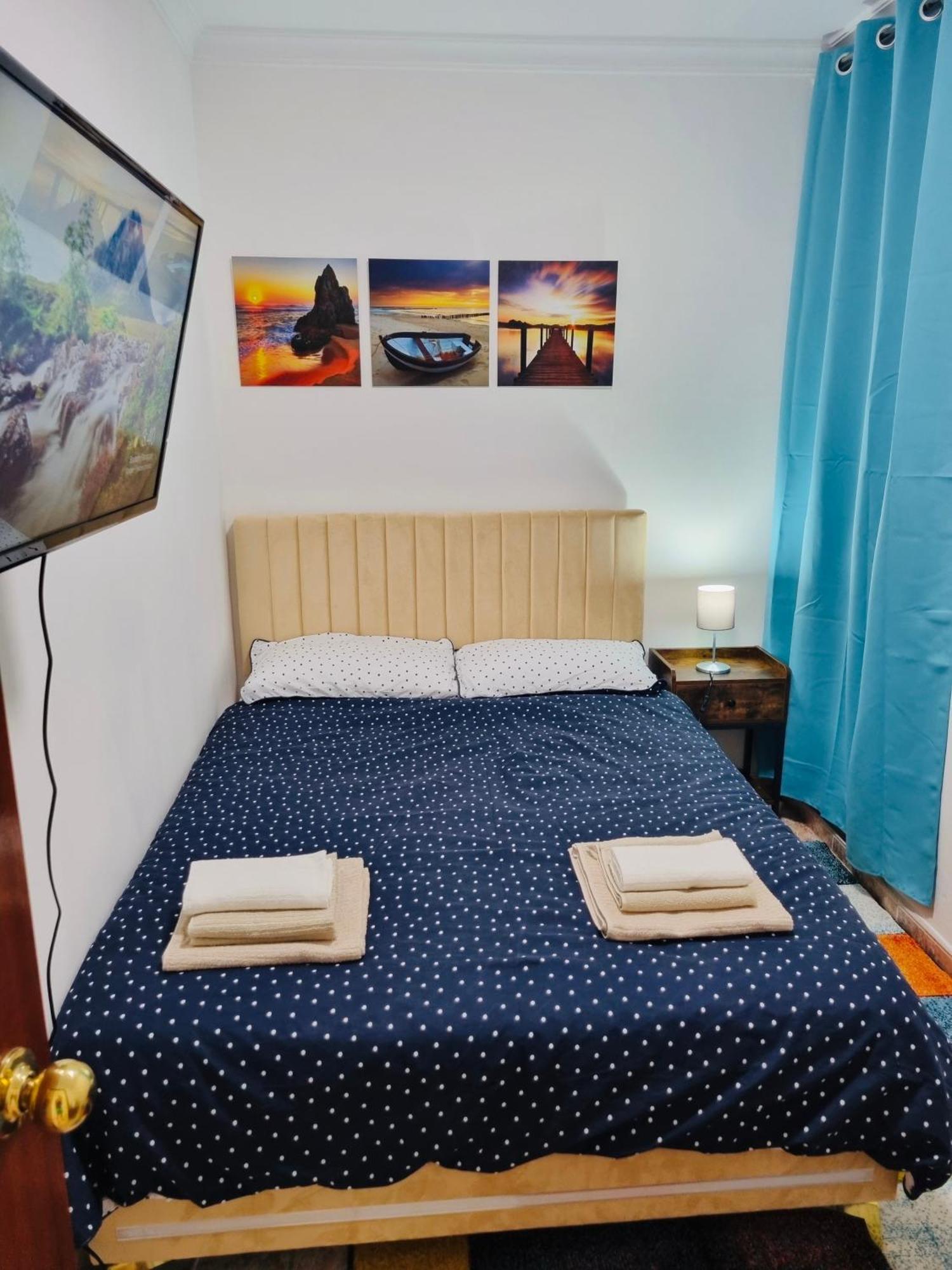 Newly Refurbished 2 * La Línea de la Concepción
