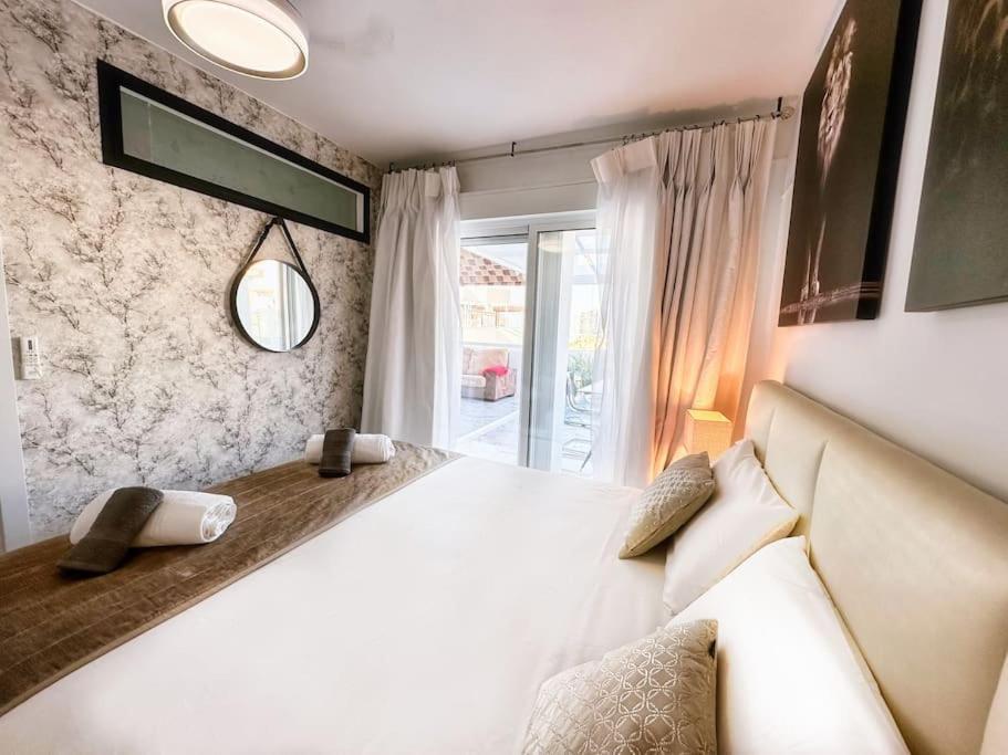 Apartment New Atico De Lujo Benalbeach Jacuzzi Benalmadena