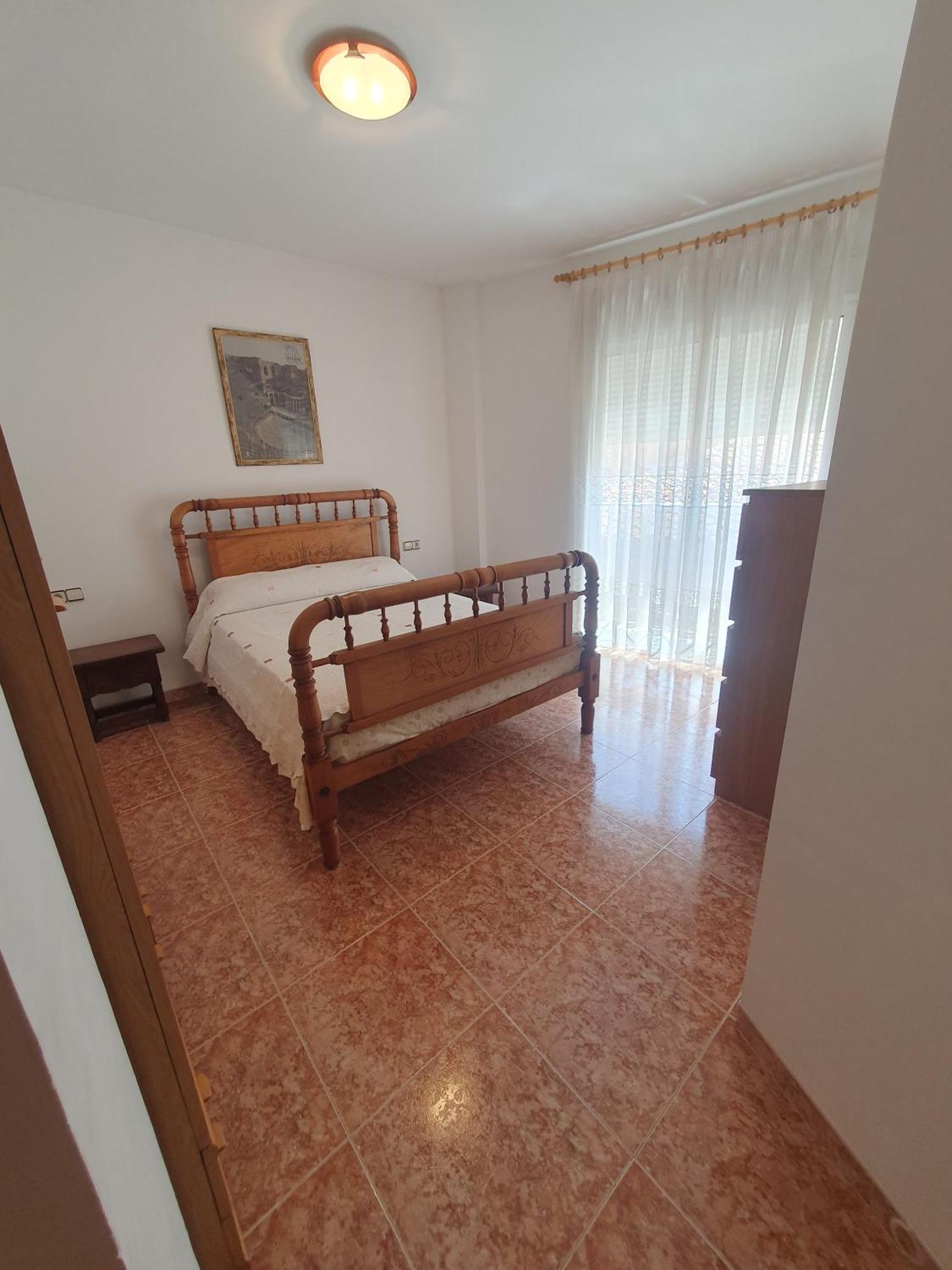 6 Personas En Apartment