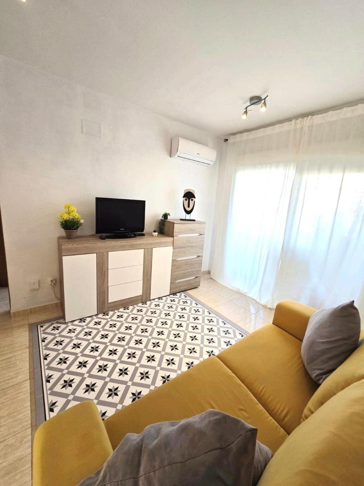 D&d Vistamar 1 Linea Apartment *