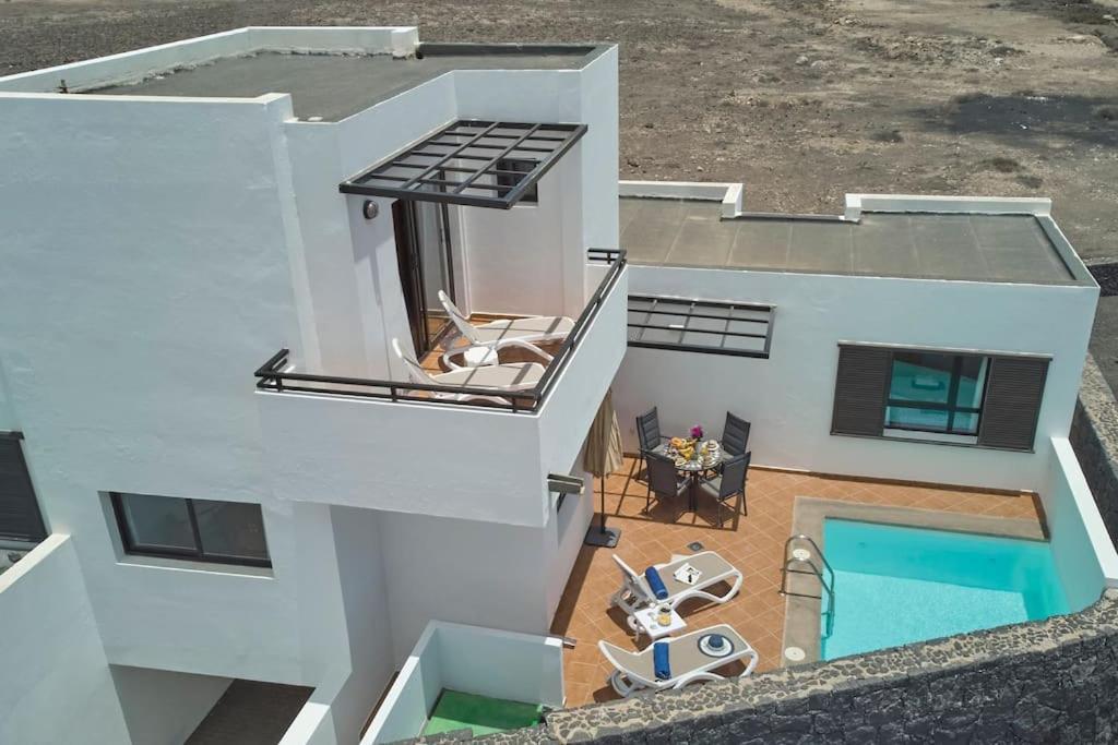 Casa Maria Duplex With Sea & Mountain Views, 15 Minutes Walk From The Marina Rubicon Playa Blanca (Lanzarote)
