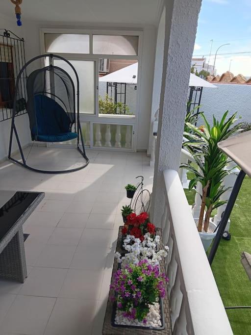 Сasa de vacaciones In La Marina With Cozy Garden And Private Solarium
