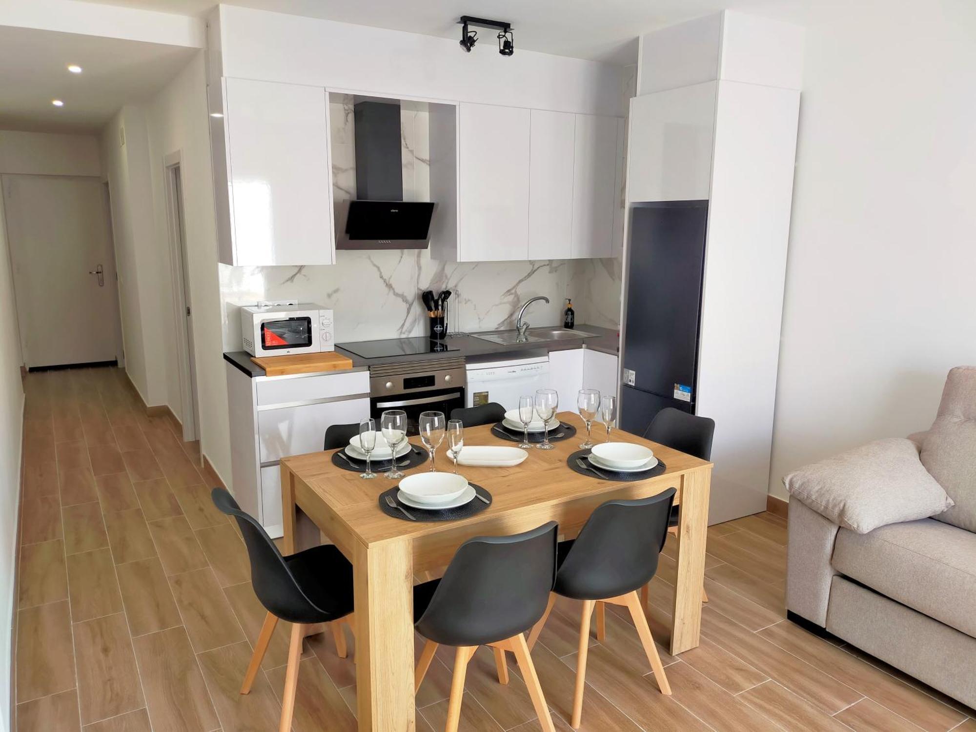 Moderno Con Encanto Familiar En El Corazon De Apartamento *