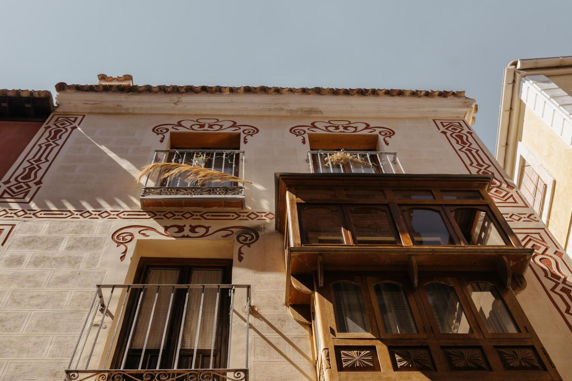 Serranos Apartment *