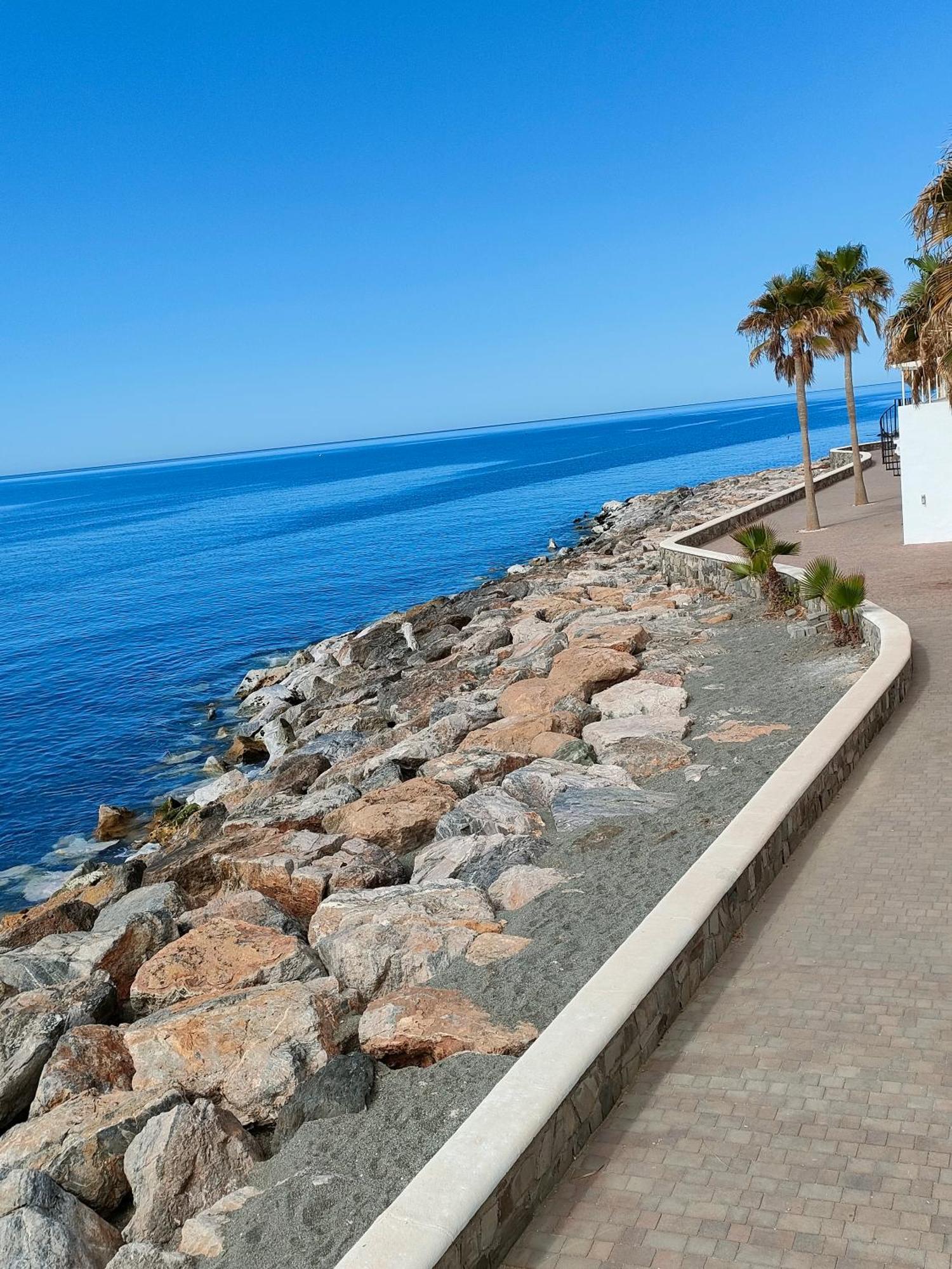 Seafront Homes Apartment Castillo de Banos