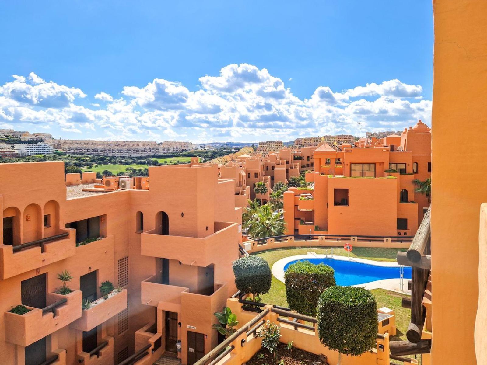 Apartment In Coto Real Duquesa - Sea View & Pools Manilva