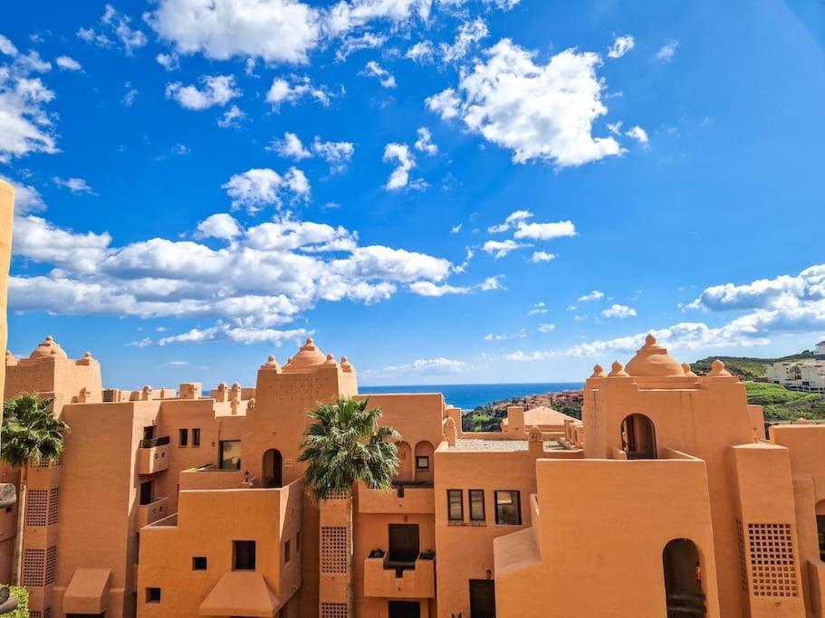 In Coto Real Duquesa - Sea View & Pools Apartment