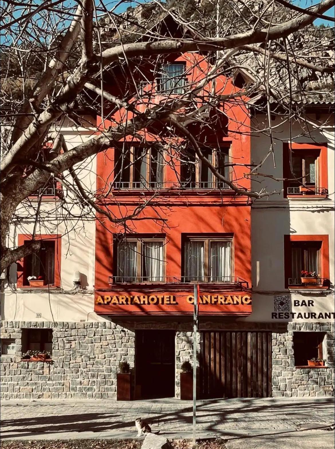 Apartahotel Canfranc Apartahotel Canfranc