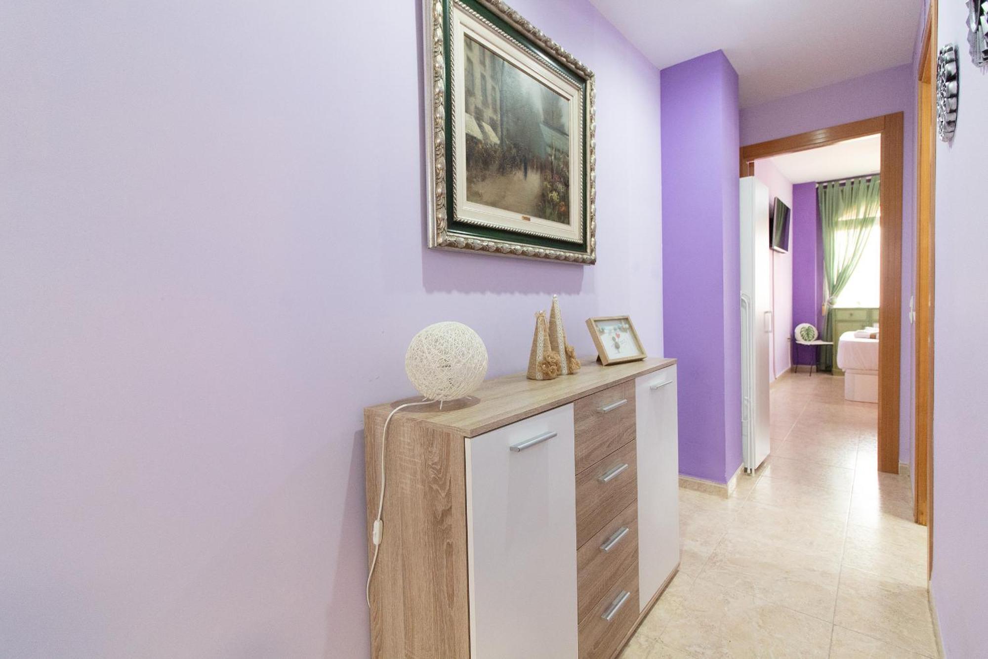 Global Properties, Estudio Parejas En La Playa Del * Sagunto