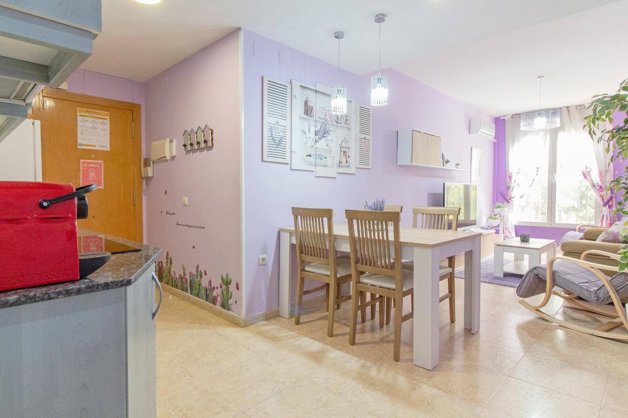 Global Properties, Estudio Parejas En La Playa Del Apartamento *