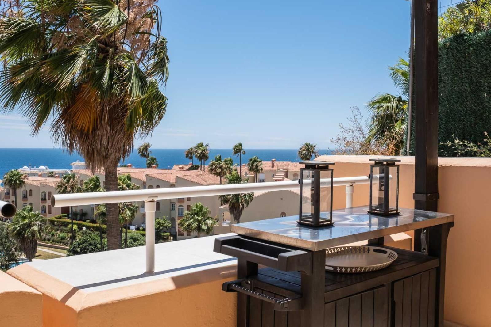 Malibu Mansions By The By Alfresco *