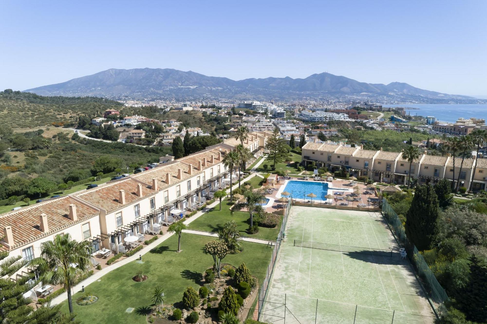 Malibu Mansions By The By Alfresco El Faro