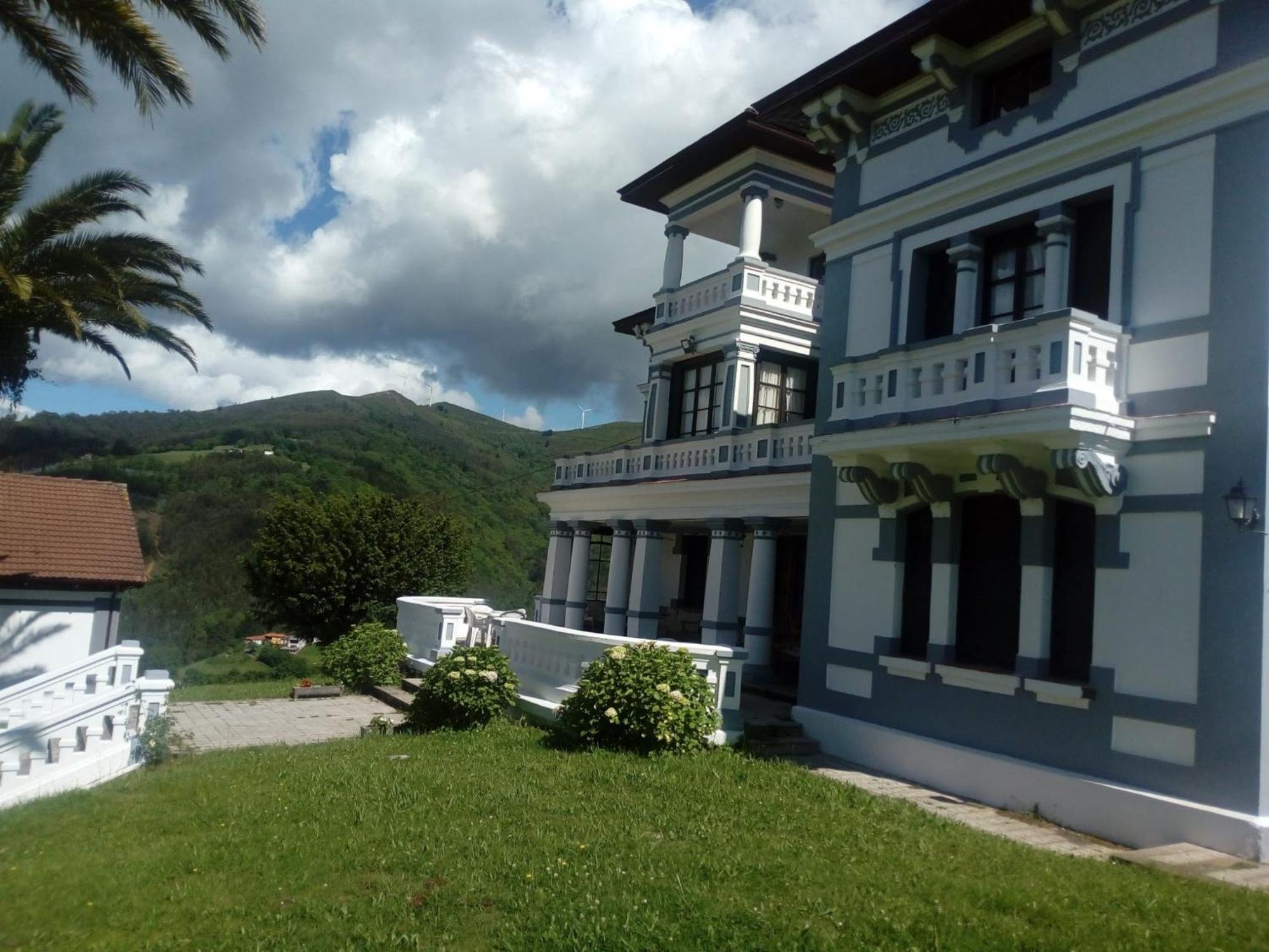 Villa Con Piscina Alicia La Perla Indiana *