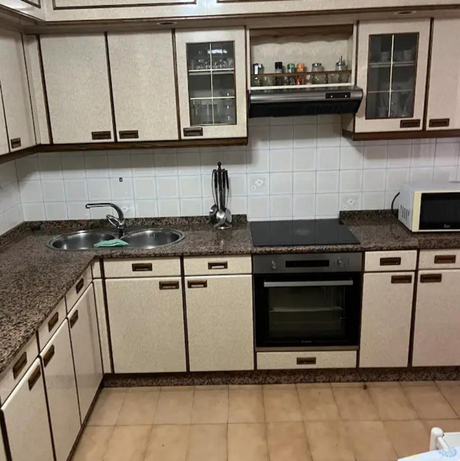Apartment Piso Artur Rua Astureses *