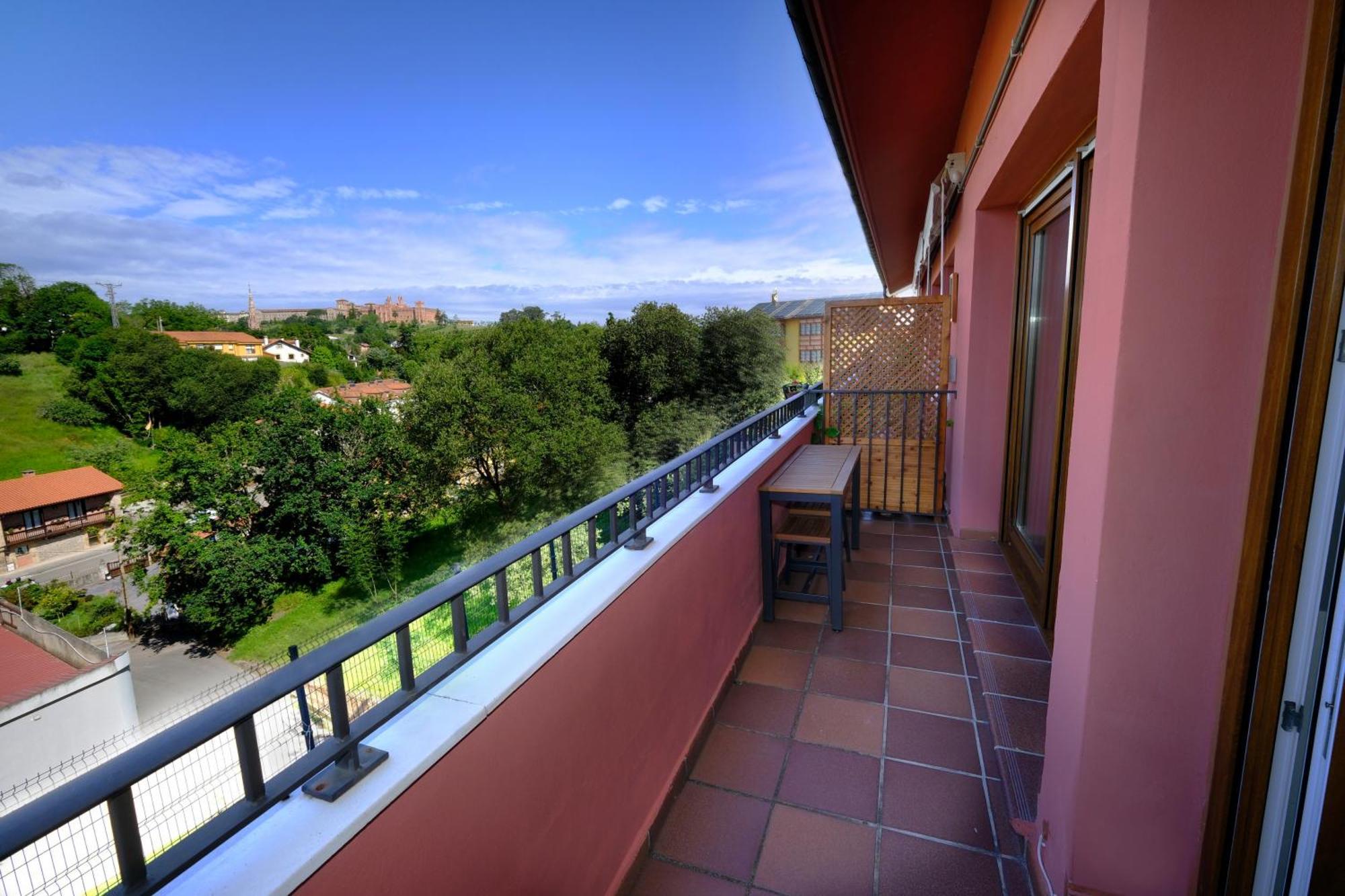 Pueblo El Capricho Apartamento Comillas