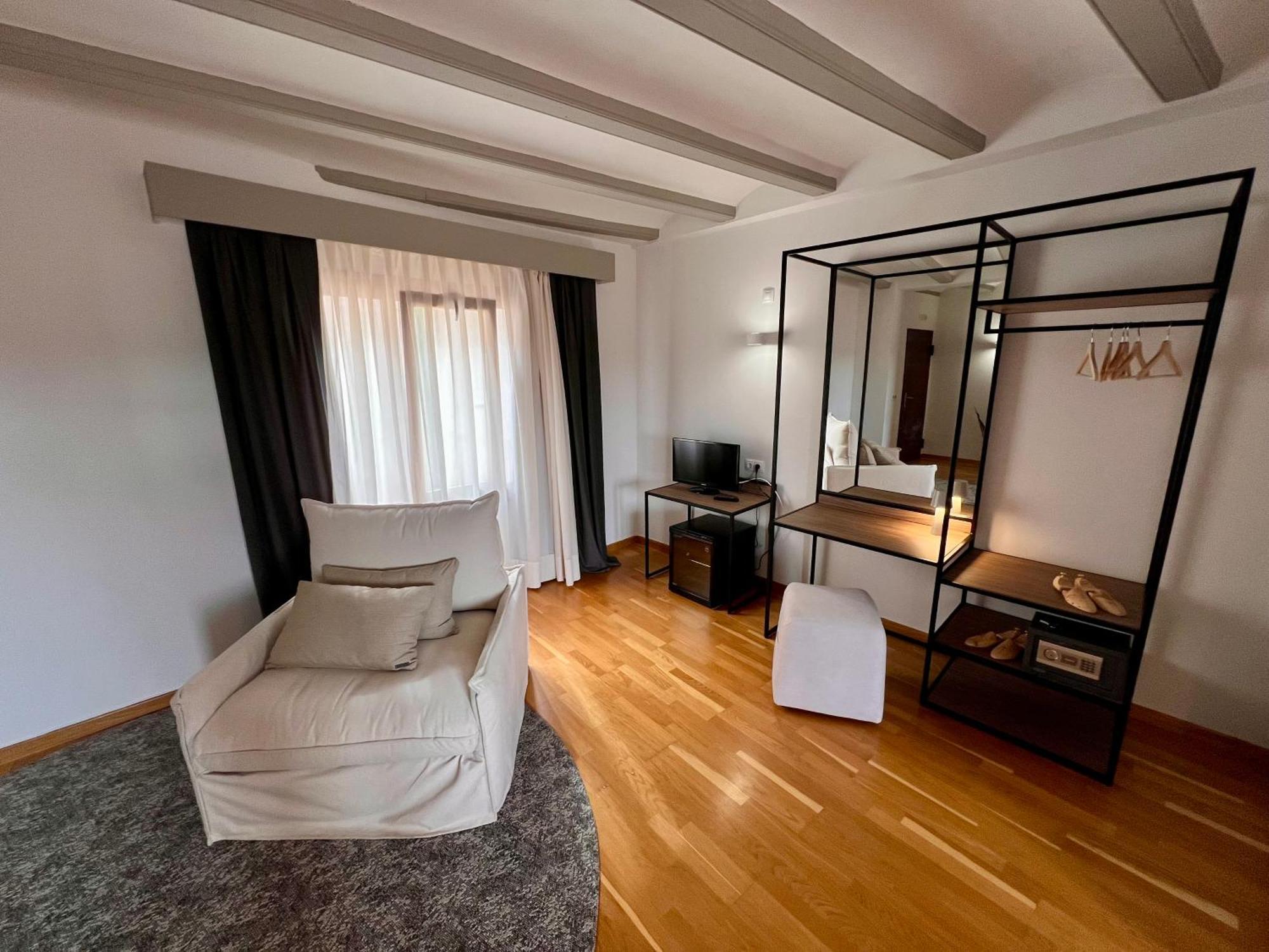 Palacio Baron De Andilla 3* Valdealgorfa