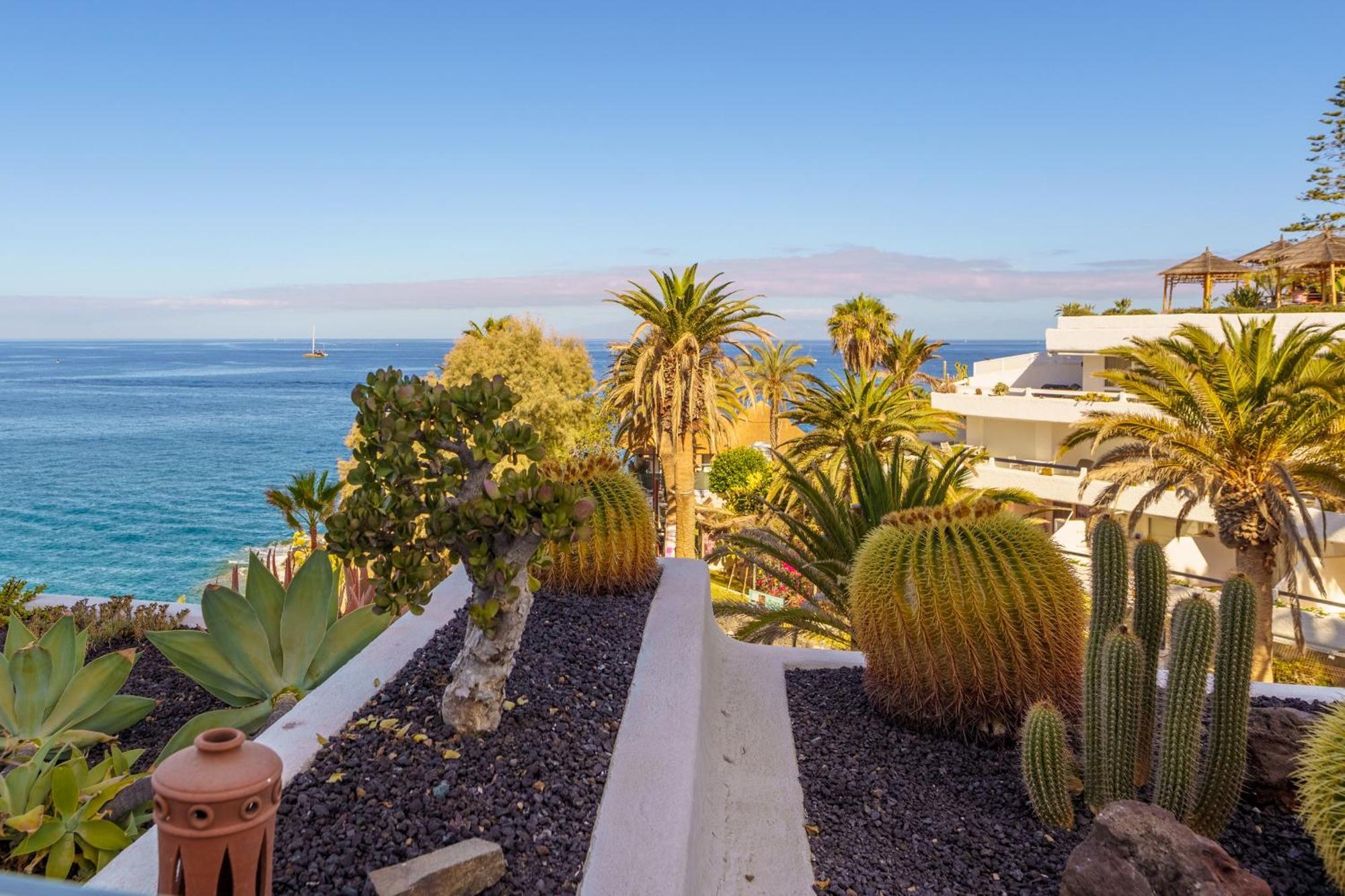 Exclusive Sea Views Villamar - Big Terrace & Pool Apartamento *