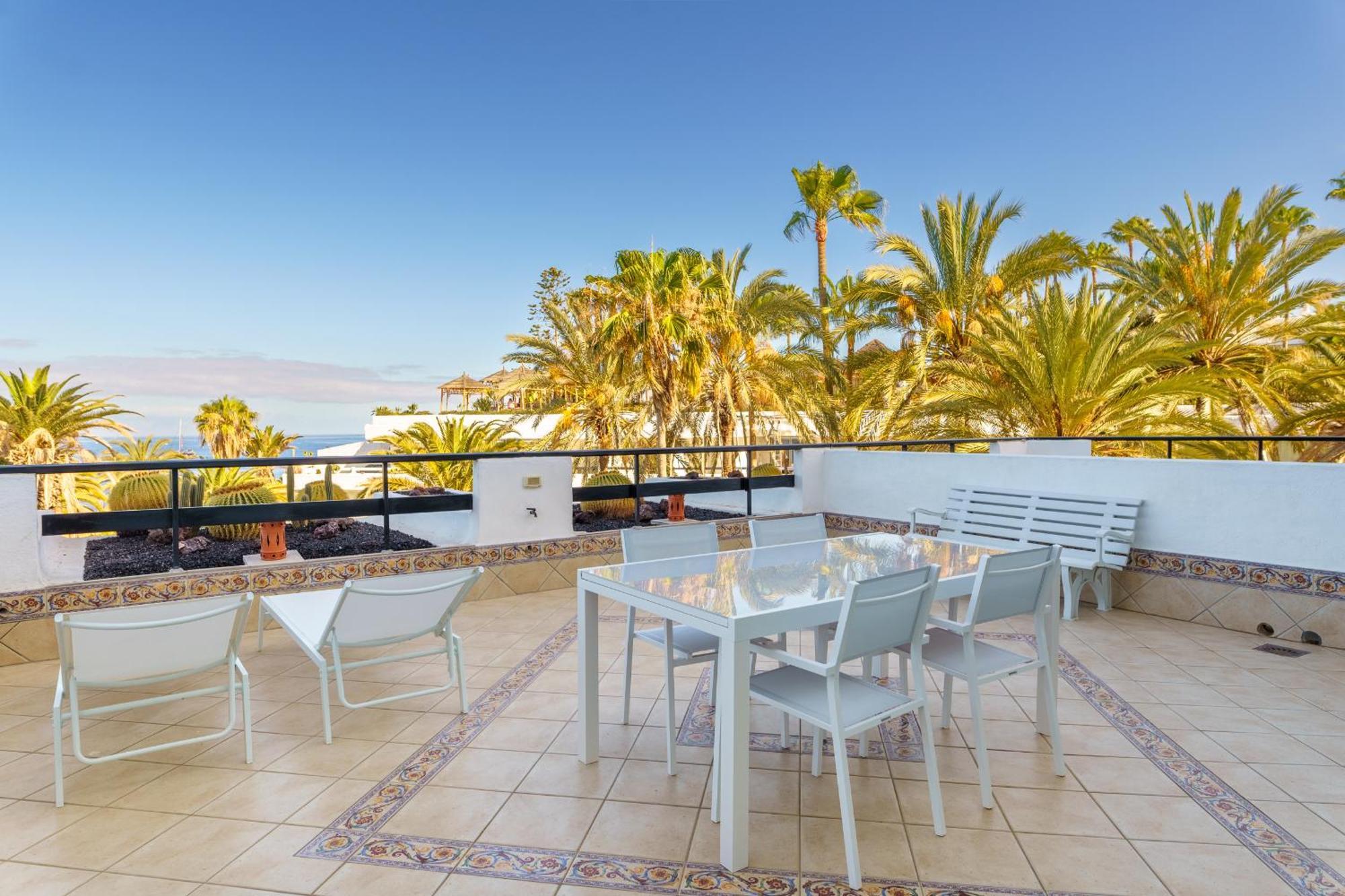 Exclusive Sea Views Villamar - Big Terrace & Pool Apartamento *