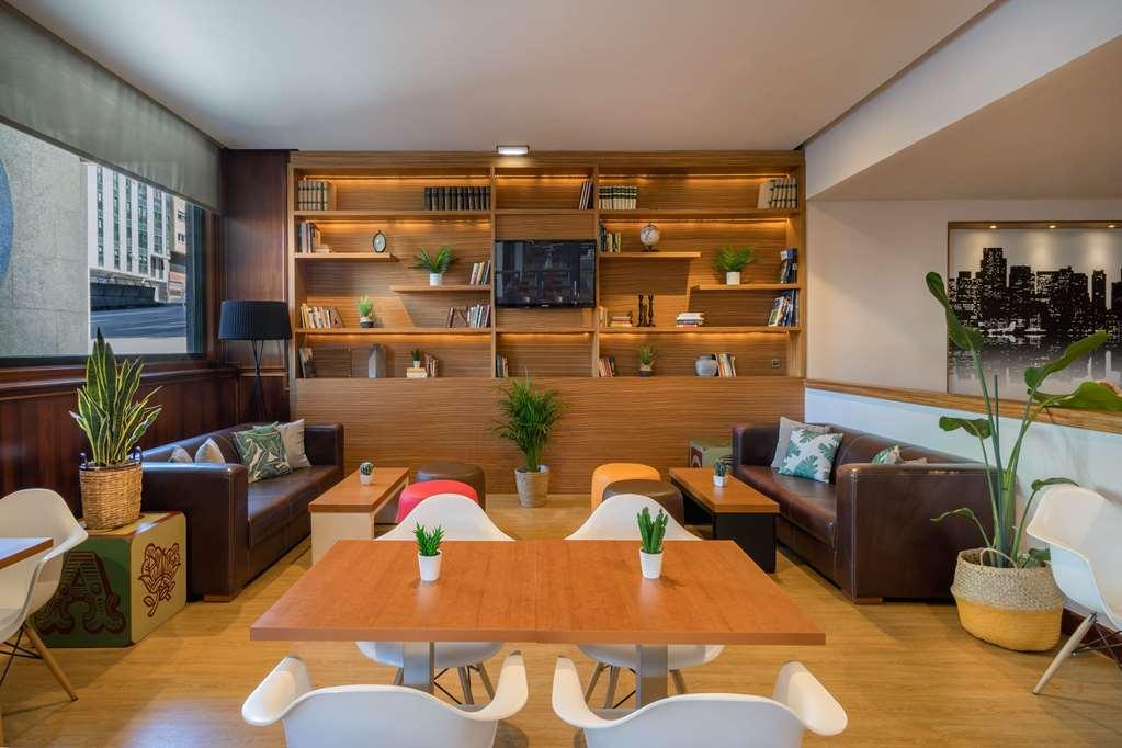 Hotel Santiago Plaza Affiliated By Meliá 4*
