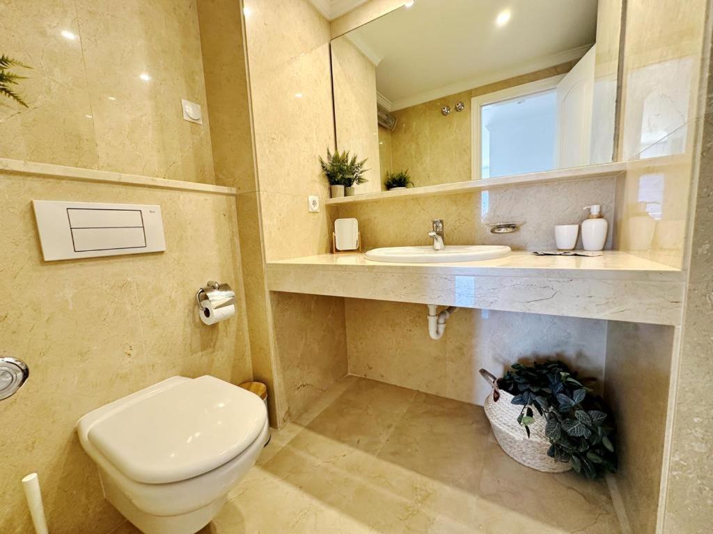 Apartamento Atico Espectacular Piscina Privada Frontal Al Mar Dénia