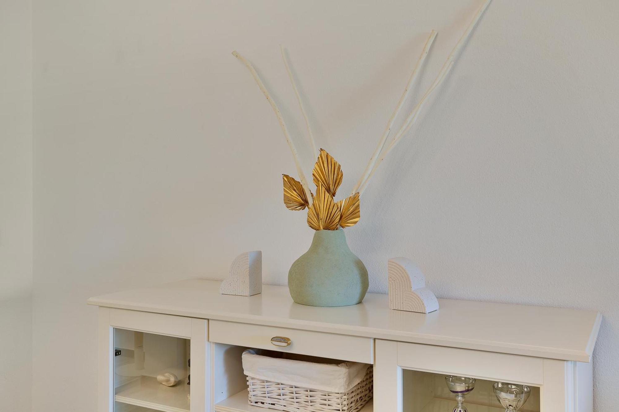 2 Bedroom In Medina Garden - Puerto Banus Apartment Marbella