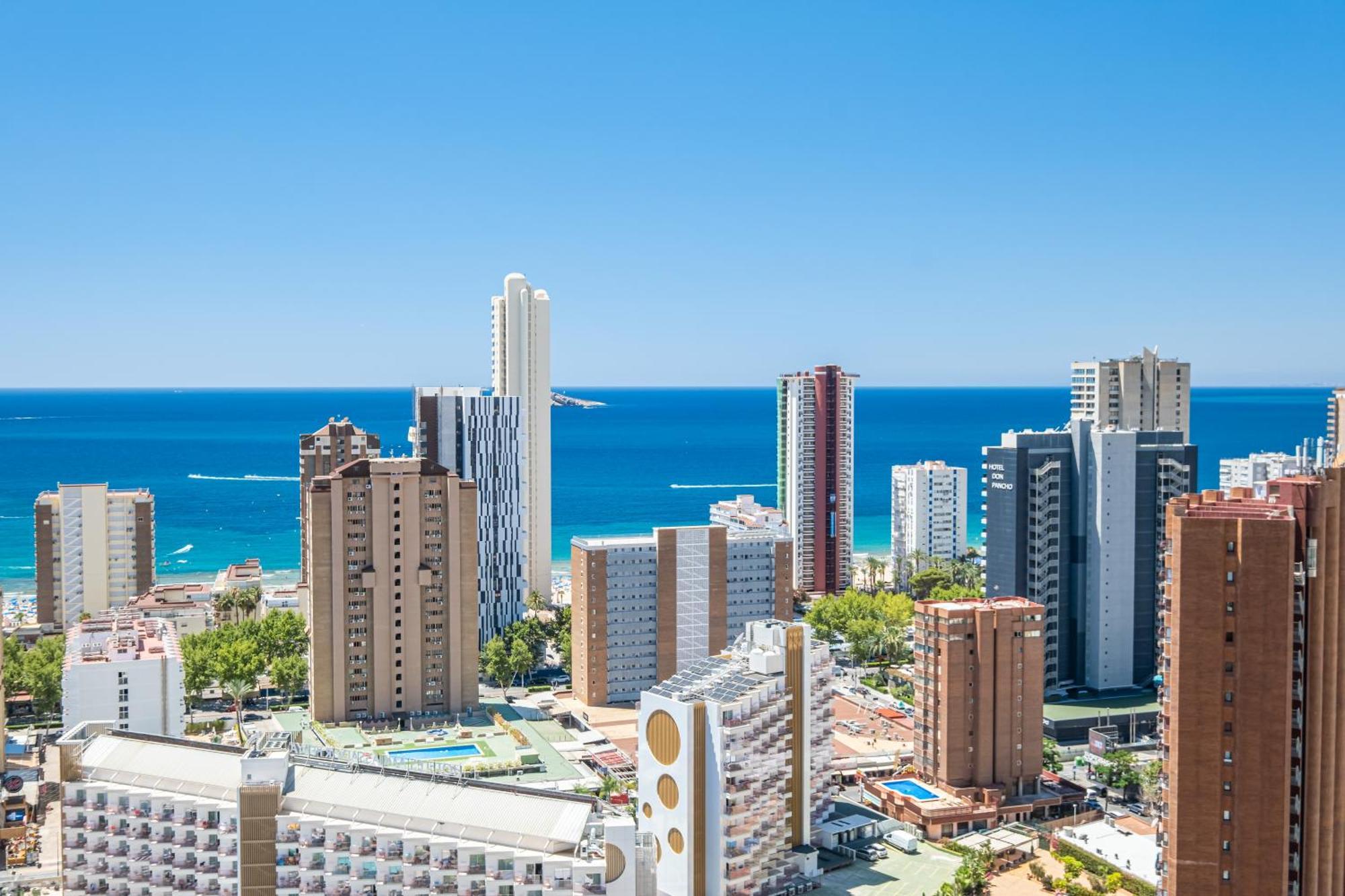 Gemelos 26-t2-23-e * Benidorm