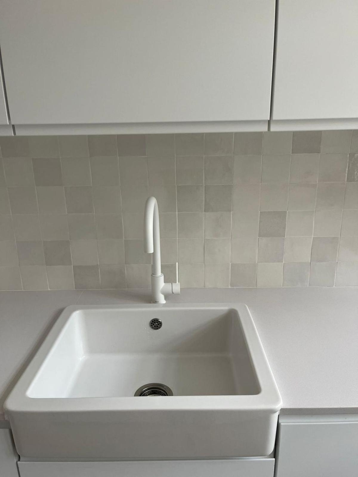 Apartamento - Piso Reformado Con Piscina, Wifi Y Parking Gratuito *
