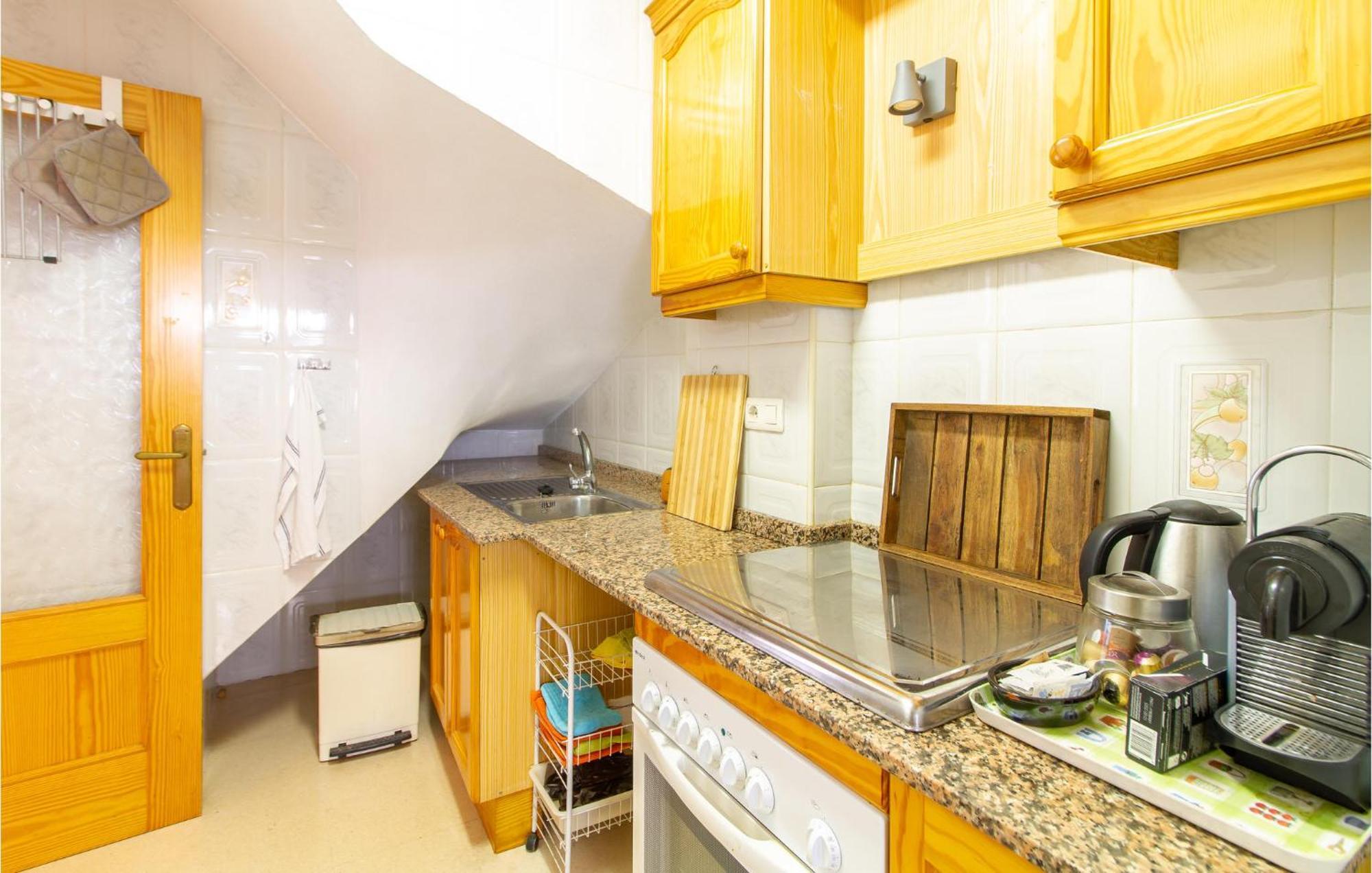 2 Bedroom Lovely In Holiday home *
