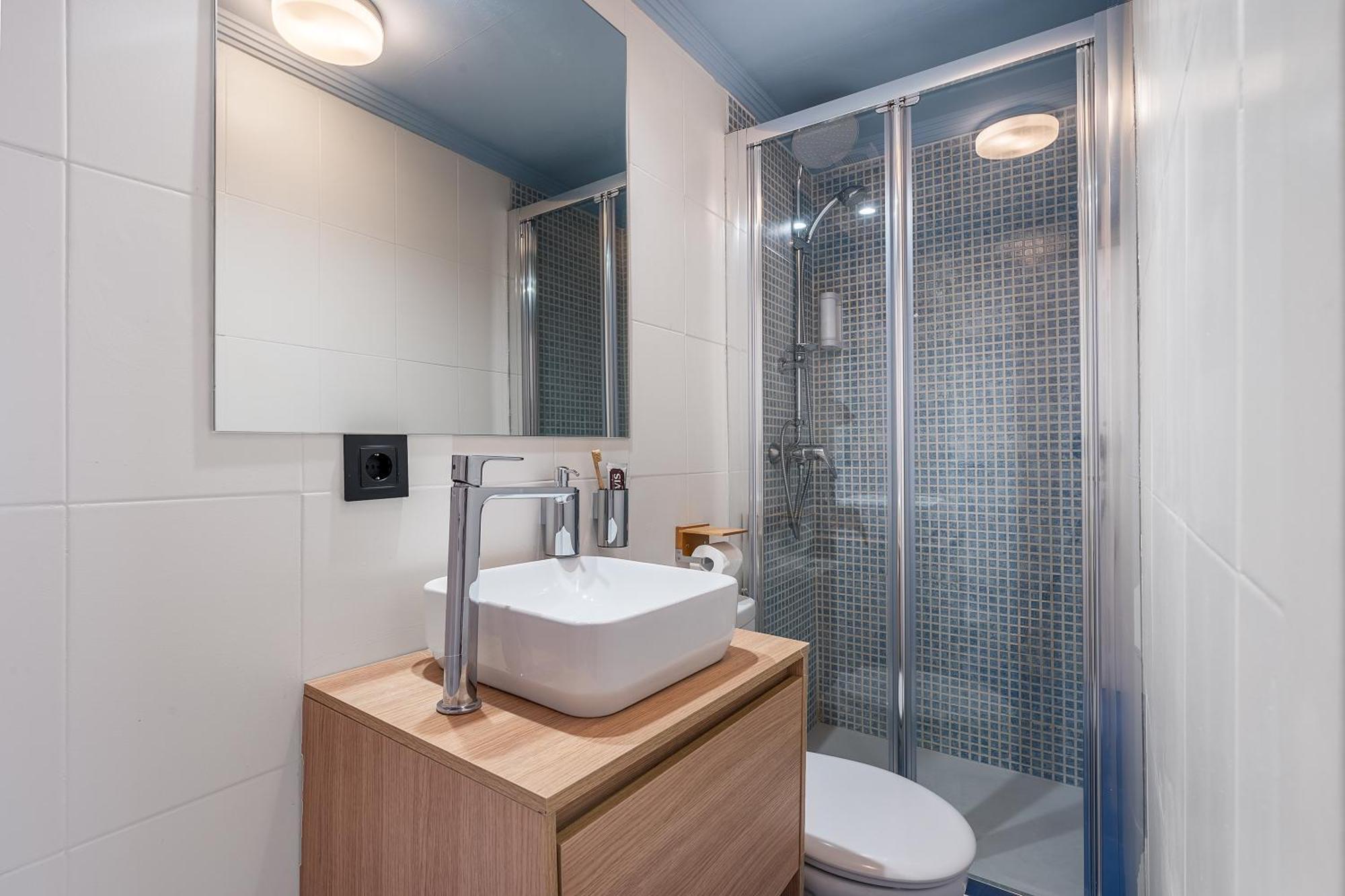 By Olala Homes Granada