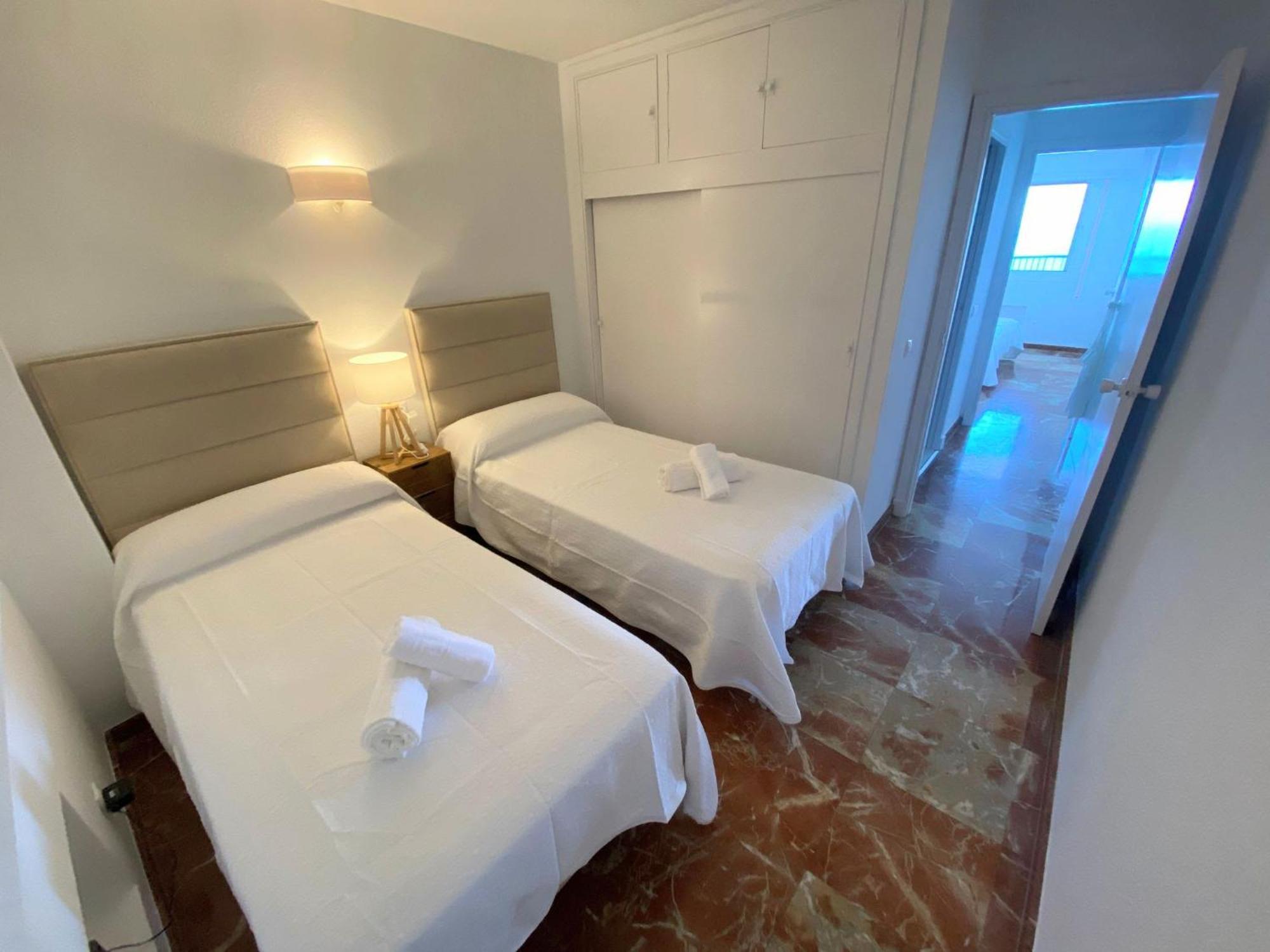 Antillas Ii Front Sea Views Pool Apartamento *