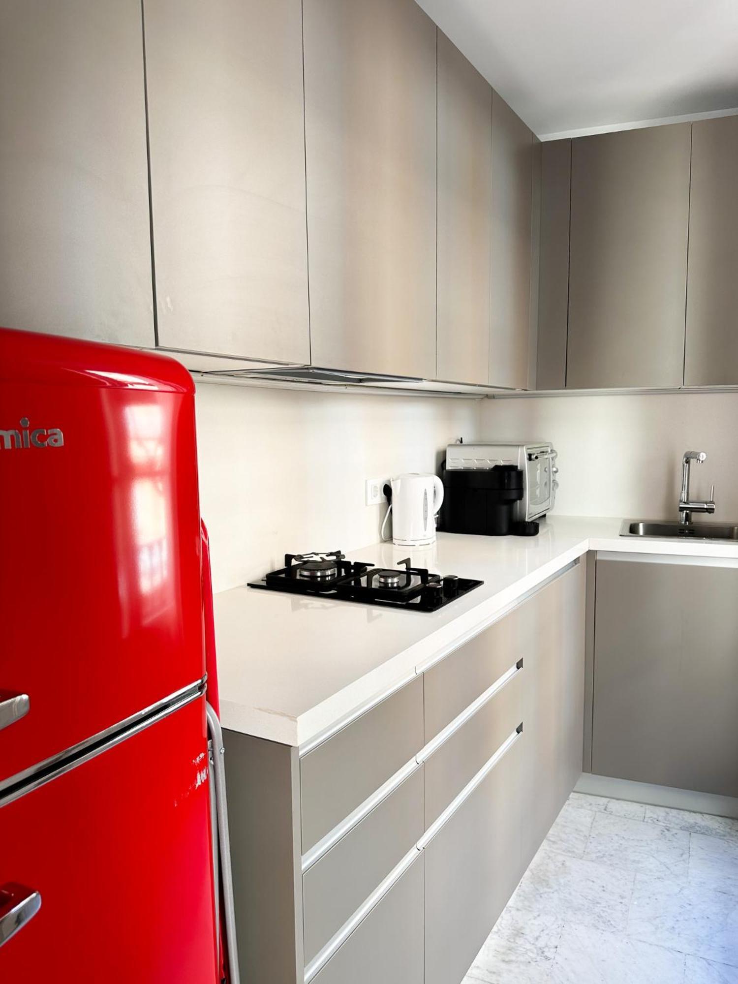 Stylish 1br Apt, Ac, Near Sight, Private Parking Opt Apartamento
