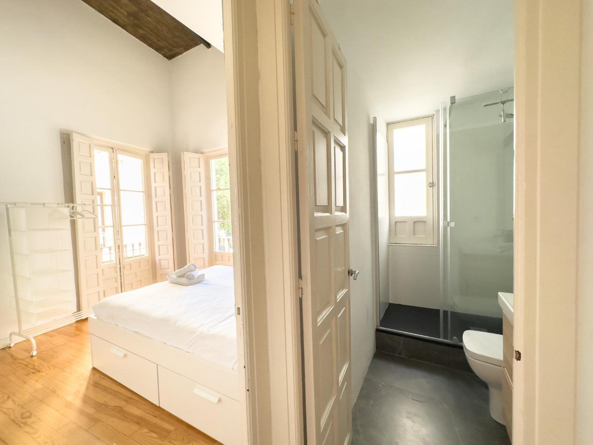 Stylish 1br Apt, Ac, Near Sight, Private Parking Opt Sevilla