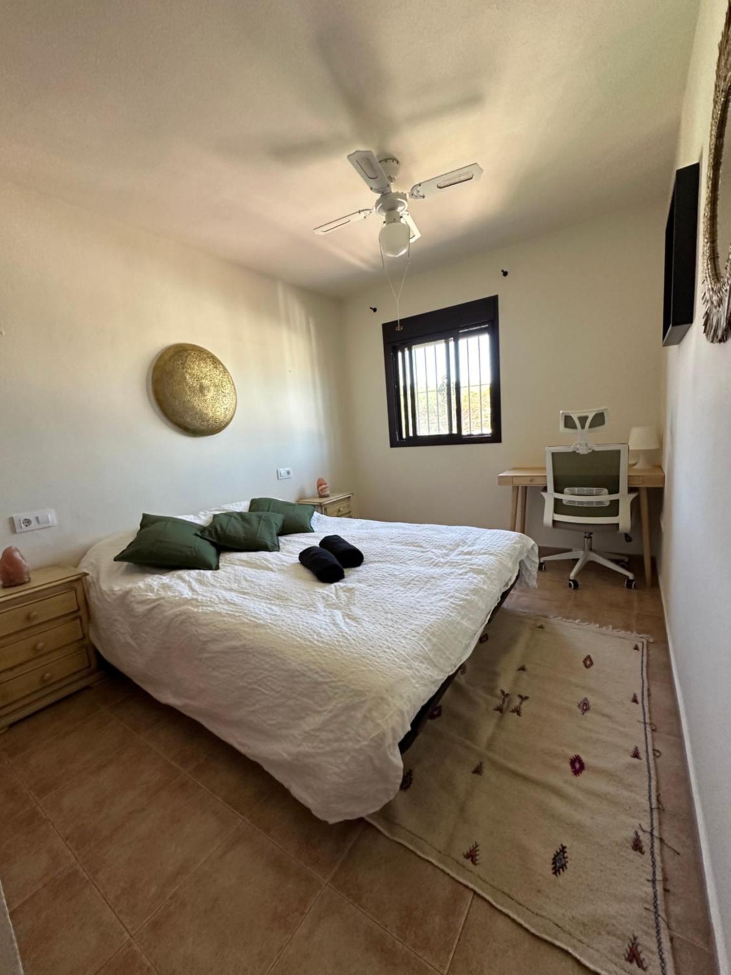 Paraiso De La Luz 7 Bedrooms, Swimming Pool & 4 Bathrooms Villa *