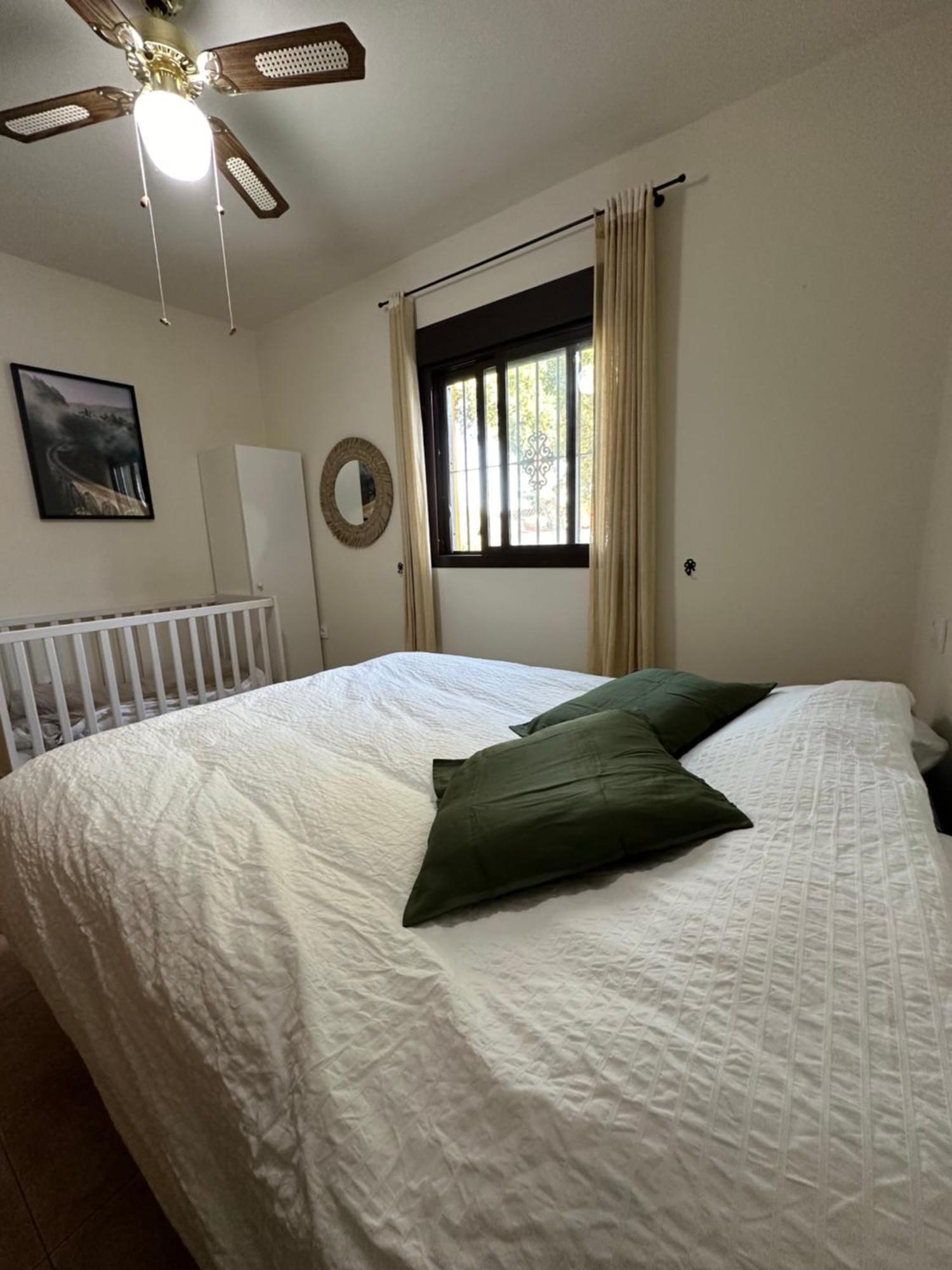 Paraiso De La Luz 7 Bedrooms, Swimming Pool & 4 Bathrooms