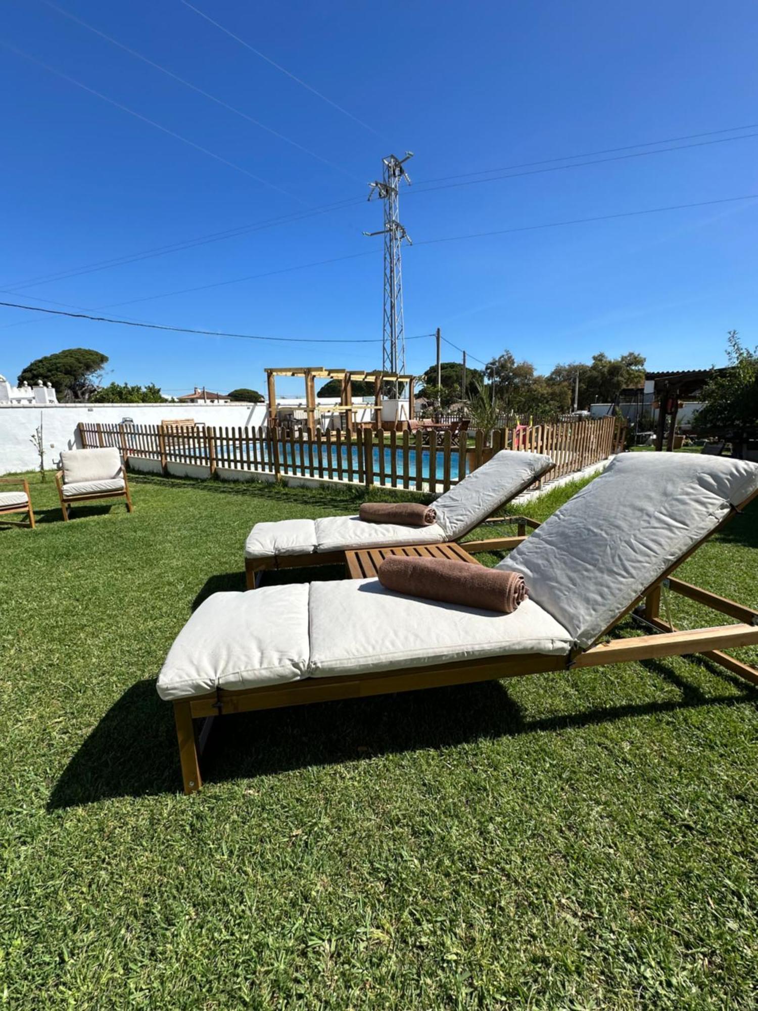 Paraiso De La Luz 7 Bedrooms, Swimming Pool & 4 Bathrooms Villa *
