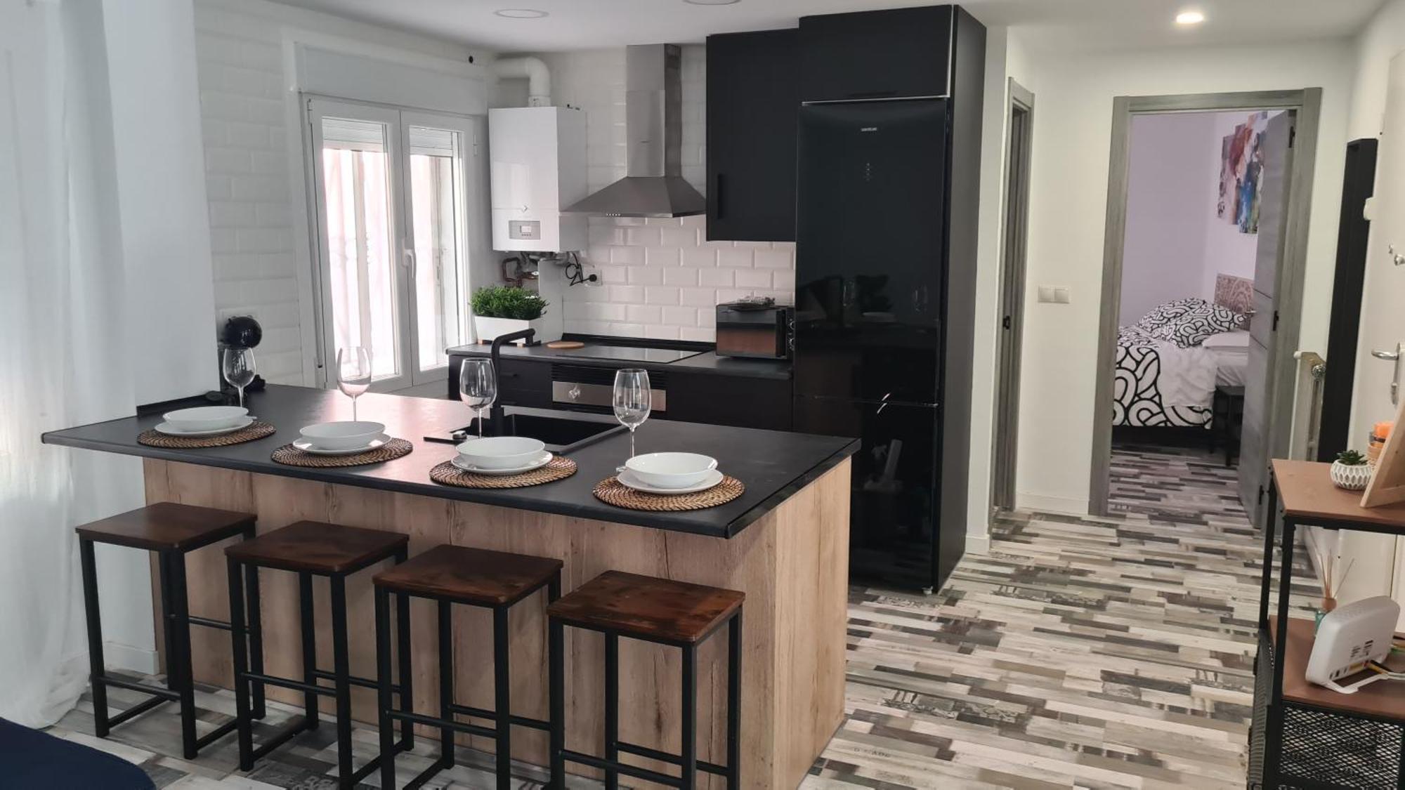 Calaveron Apartment *