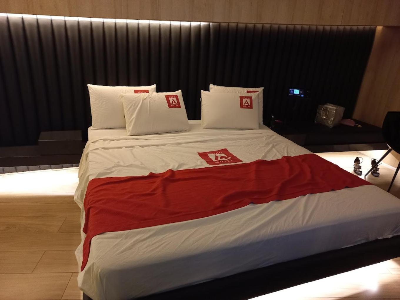 Club Guest house