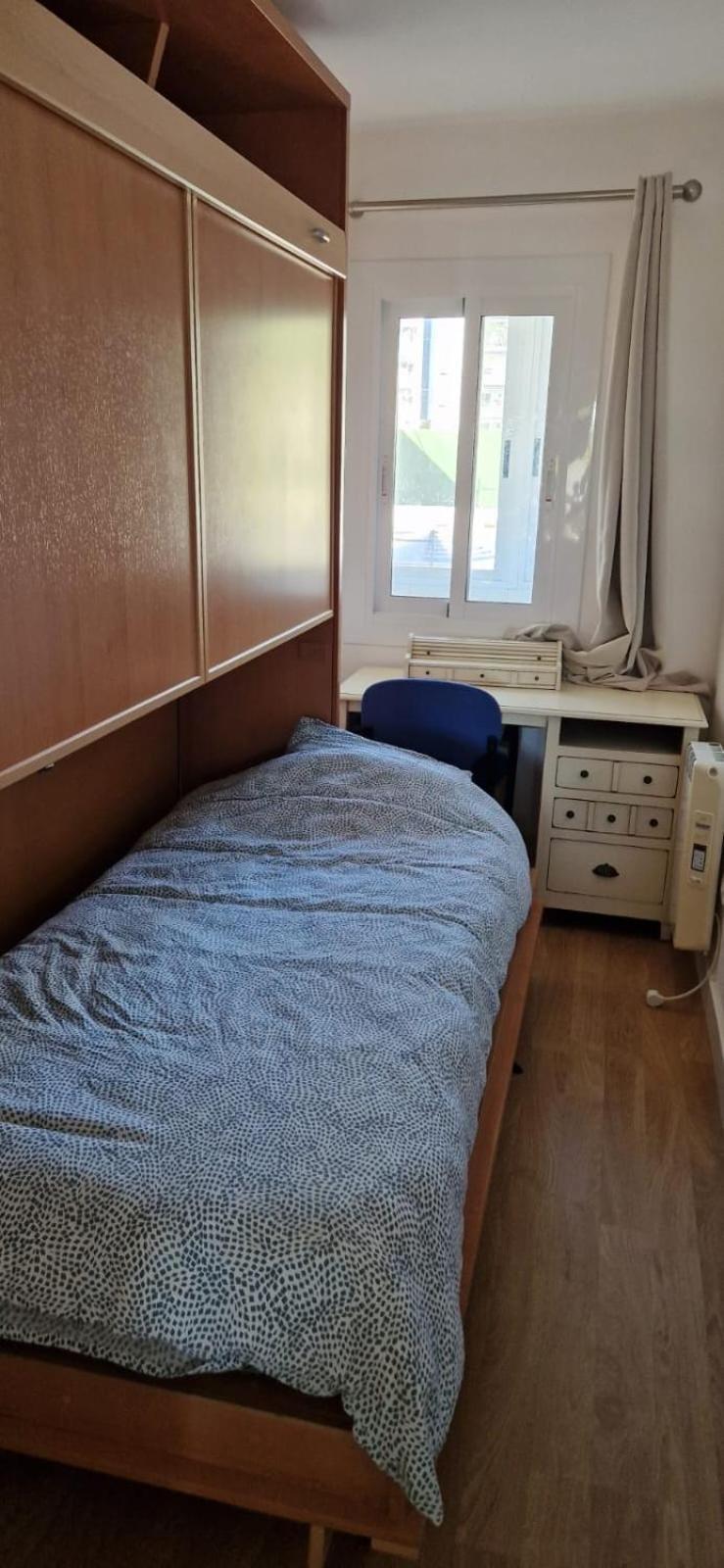 Apartamento En Complejo Residencial Con Piscina